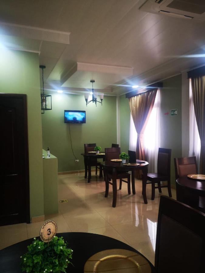 Hotel Y Residencia La Cofradia Santa Rosa de Copan Bagian luar foto