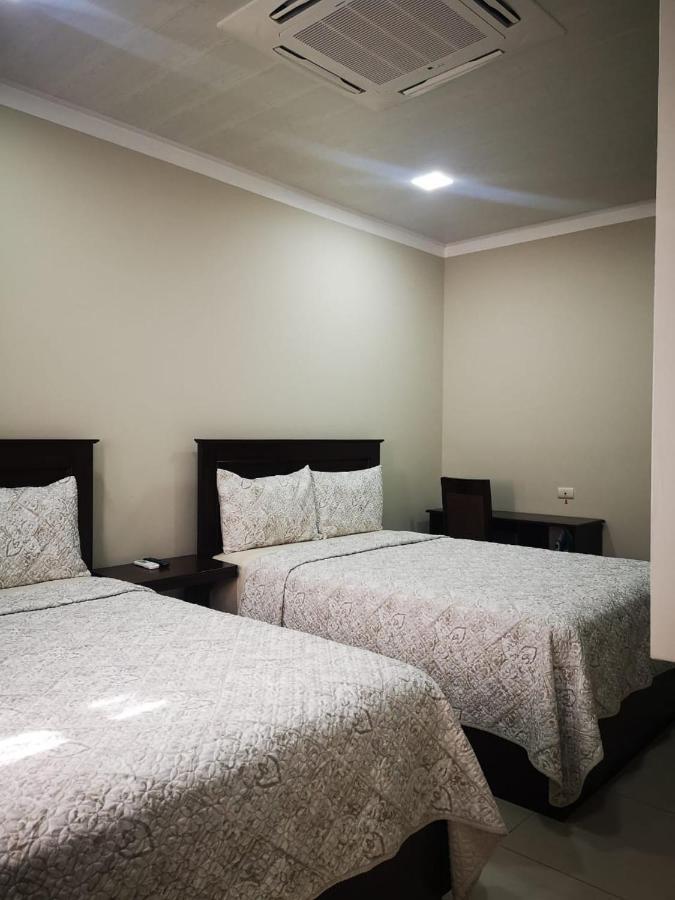 Hotel Y Residencia La Cofradia Santa Rosa de Copan Bagian luar foto